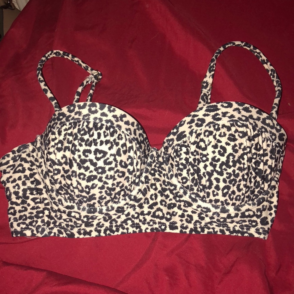 Push up bikini top